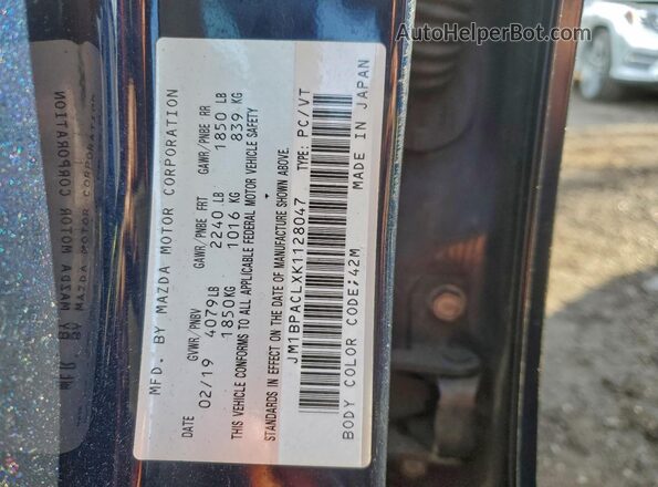 JM1BPACLXK1128047 2019 MAZDA 3 Blue Widok naklejki z numerem VIN