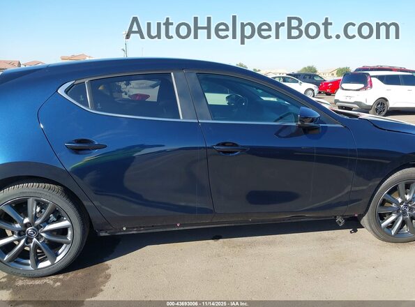 JM1BPALM3R1656371 2024 MAZDA 3 Blue Widok wnętrza 360 stopni