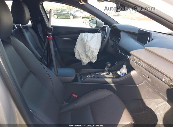 JM1BPAMM7S1777098 2025 MAZDA 3 Желто-коричневый Вид салона спереди