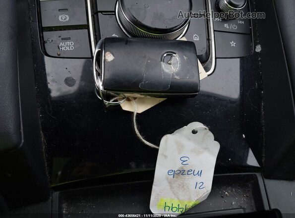 JM1BPBAY6M1315938 2021 MAZDA 3 Черный Вид панели приборов