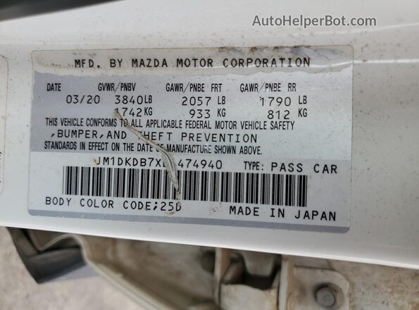 JM1DKDB7XL1474940 2020 MAZDA CX-3 White Вид підкапотного простору