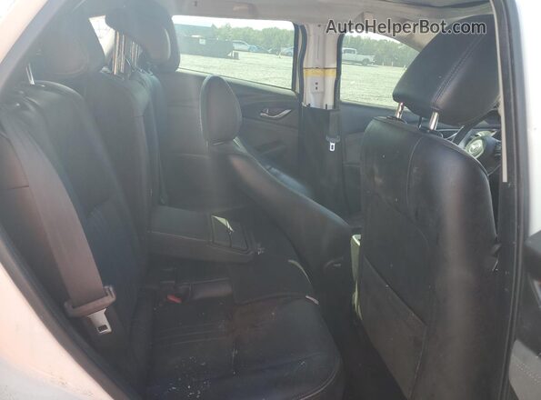 JM1DKDD78K0403494 2019 MAZDA CX-3 White Вид задньої частини салону
