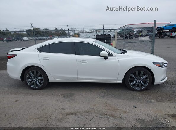 JM1GL1TY1M1616447 2021 MAZDA 6 White Вид задньої частини салону
