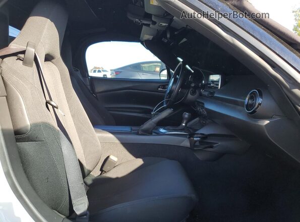 JM1NDAB79G0115801 2016 MAZDA MX-5 White Rear seats view