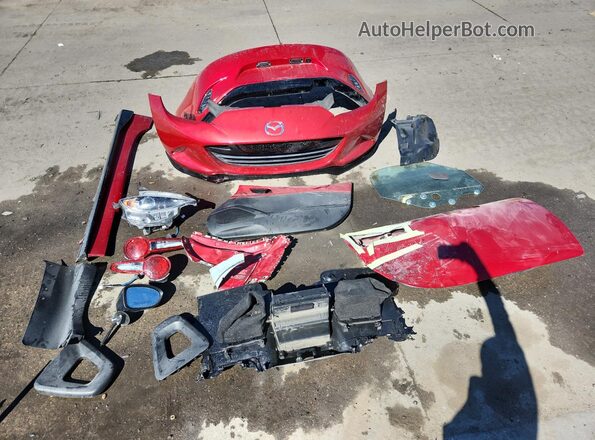 JM1NDAC71H0123617 2017 MAZDA MX-5 Red Vista del compartimento del motor