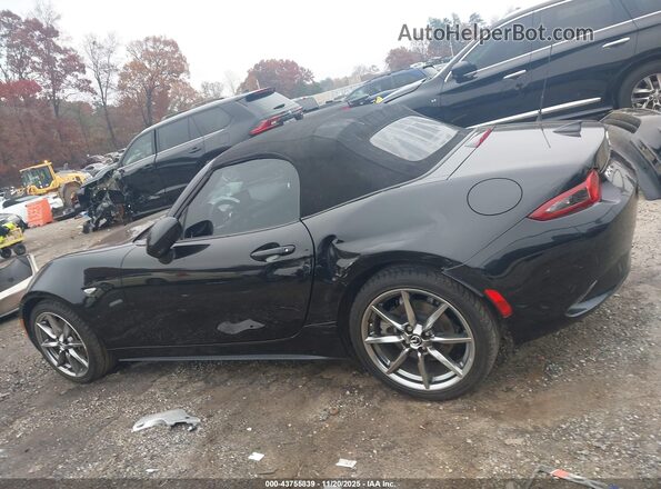 JM1NDAD70N0506975 2022 MAZDA MX-5 MIATA Black სალონის 360-გრადუსიანი ხედი