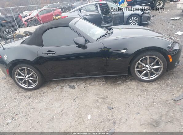 JM1NDAD70N0506975 2022 MAZDA MX-5 MIATA Black უკანა სალონის ხედი