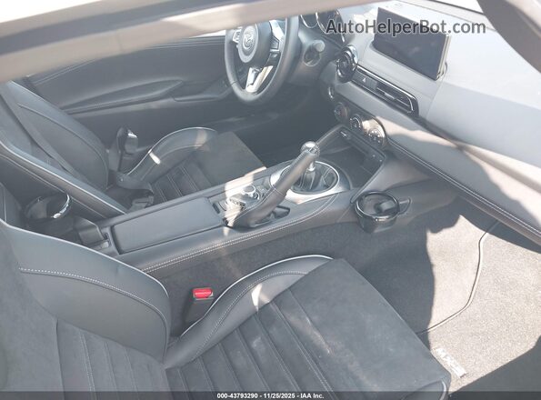 JM1NDAL73R0604969 2024 MAZDA MX-5 MIATA RF White Widok naklejki z numerem VIN