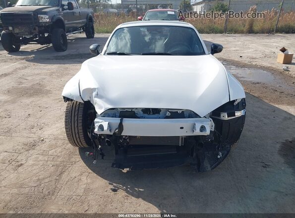 JM1NDAL73R0604969 2024 MAZDA MX-5 MIATA RF White Widok z przodu