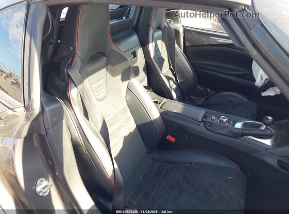 JM1NDAL75K0306638 2019 MAZDA MX-5 MIATA RF Gray Widok naklejki z numerem VIN