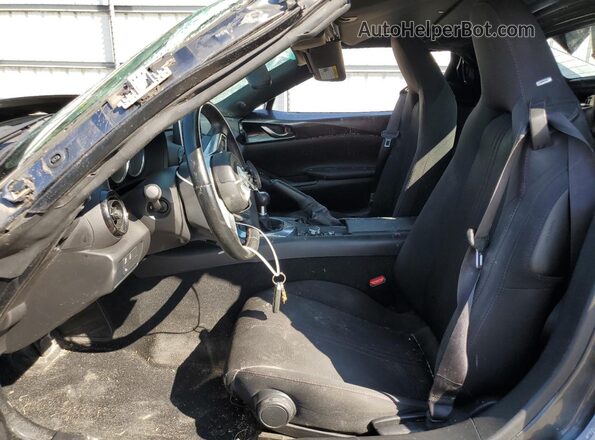 JM1NDAL76H0100396 2017 MAZDA MX-5 Gray Front interior view