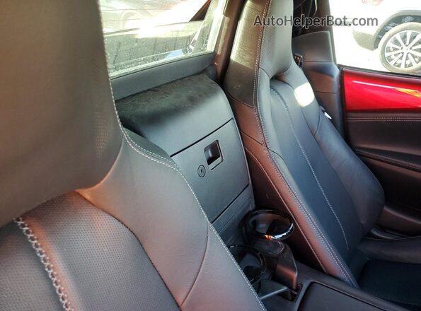 JM1NDAM73N0504041 2022 MAZDA MX-5 Red Widok tylnych siedzeń