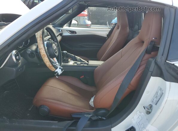 JM1NDAM73N0508977 2022 MAZDA MX-5 White Front interior view