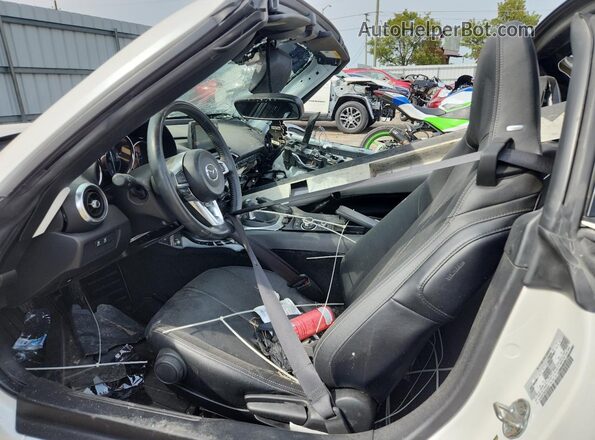 JM1NDAM76N0505880 2022 MAZDA MX-5 Белый Вид салона спереди