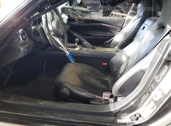 JM1NDAM77H0103533 2017 MAZDA MX-5 Gray Widok wnętrza z przodu