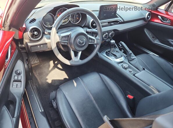 JM1NDAM78M0461282 2021 MAZDA MX-5 Красный Вид панели приборов