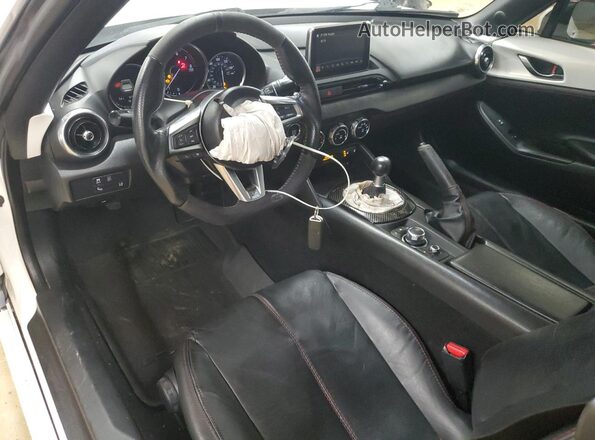 JM1NDAM7XH0106197 2017 MAZDA MX-5 White Vista del salpicadero