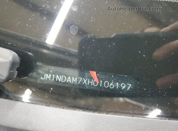 JM1NDAM7XH0106197 2017 MAZDA MX-5 White Vista del compartimento del motor