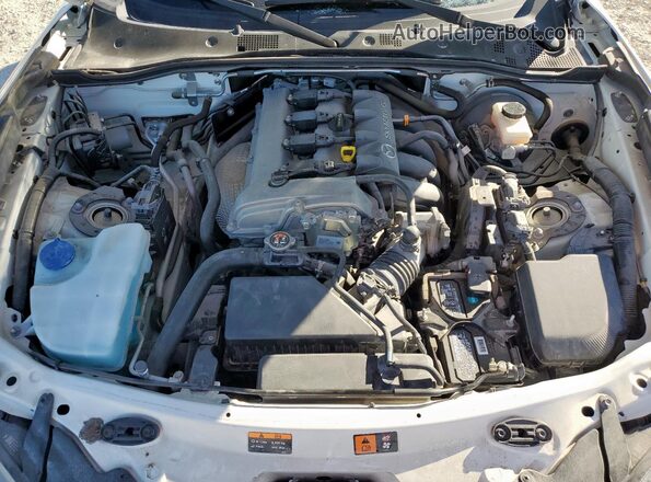 JM1NDAM7XM0456827 2021 MAZDA MX-5 White Rear interior view