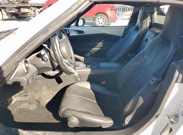 JM1NDAM7XM0456827 2021 MAZDA MX-5 White Front interior view