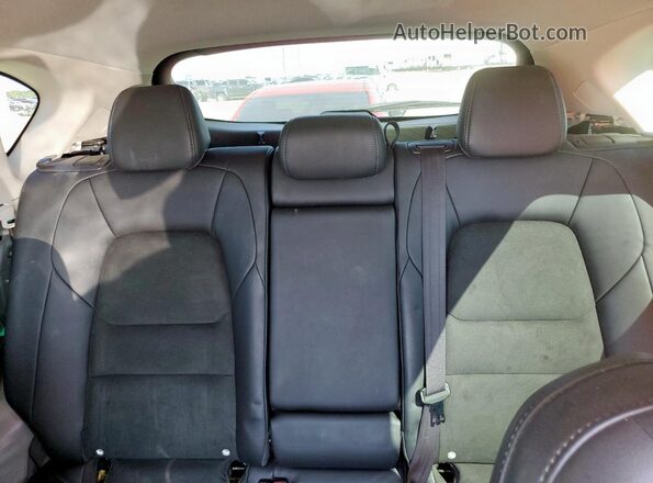 JM3KFACM8L0854127 2020 MAZDA CX-5 Gray Rear seats view