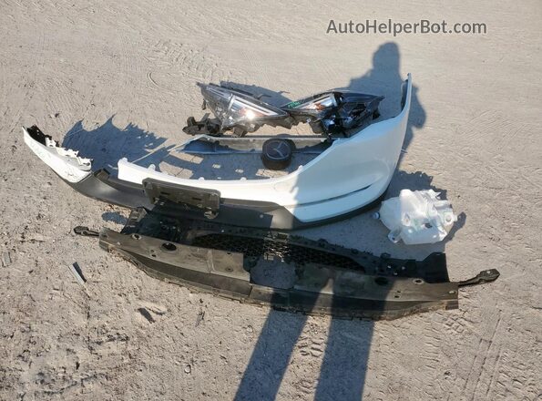 JM3KFBAYXM0476597 2021 MAZDA CX-5 White Widok komory silnika