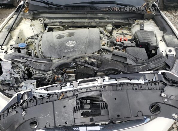 JM3KFBCM3N1611585 2022 MAZDA 3 White Սալոնի հետևի տեսք