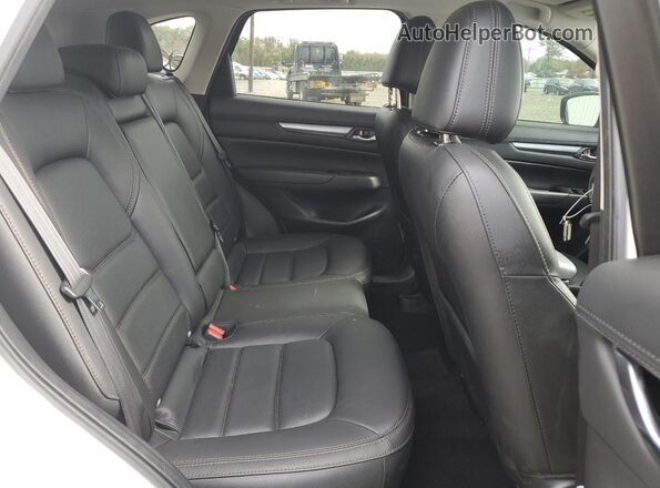 JM3KFBCM3N1611585 2022 MAZDA 3 White Հետևի նստատեղերի տեսք