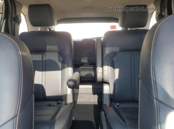 JM3KKBHD6S1228045 2025 MAZDA CX-90 Red Widok tylnych siedzeń