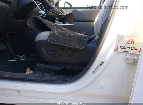 JM3KKDHD6R1136701 2024 MAZDA CX-90 Белый Вид спереди