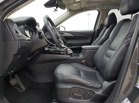 JM3TCBCY4L0405551 2020 MAZDA CX-9 Gray Front interior view