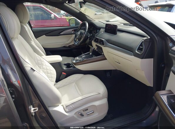 JM3TCBEY3M0536162 2021 MAZDA CX-9 Gray Вид салону спереду