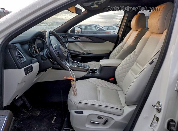 JM3TCBEY7M0541672 2021 MAZDA CX-9 White Widok wnętrza z przodu