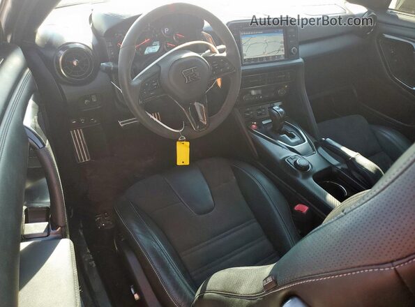 JN1AR5EF1JM710090 2018 NISSAN GT-R Белый Вид панели приборов