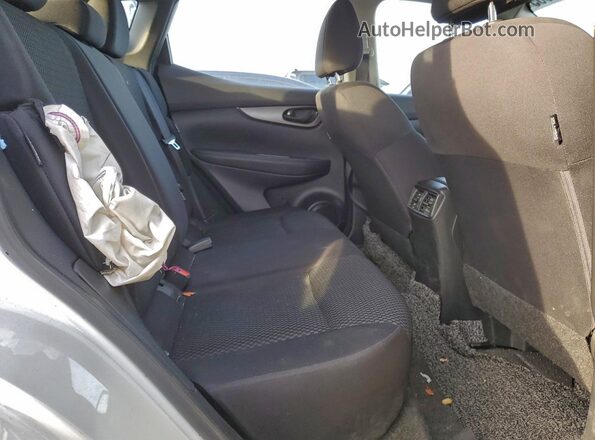 JN1BJ1AW9PW100655 2023 NISSAN QASHQAI Белый Вид задних сидений