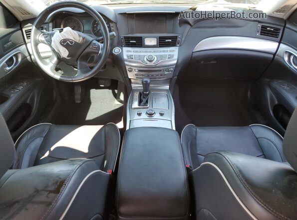 JN1BY1AP3JM180834 2018 INFINITI Q70 Black Vista del salpicadero