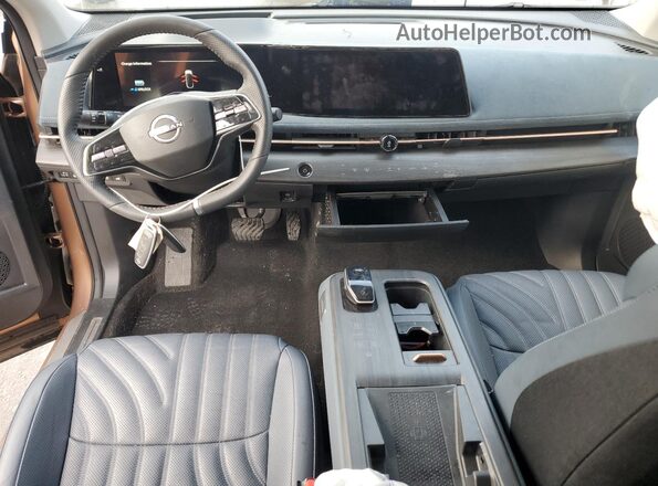 JN1DF0CD1RM730183 2024 NISSAN ARIYA Gold Vista del salpicadero