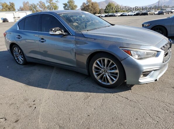 JN1EV7AP0LM203045 2020 INFINITI Q50 Серебряный Передняя правая четверть