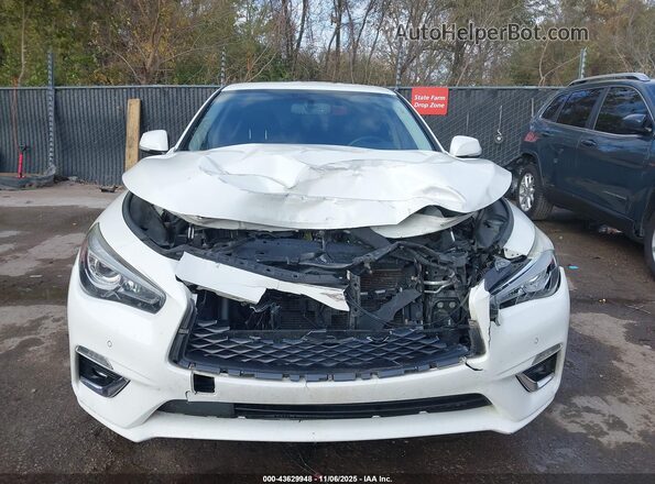 JN1EV7AP1JM353081 2018 INFINITI Q50 White 
