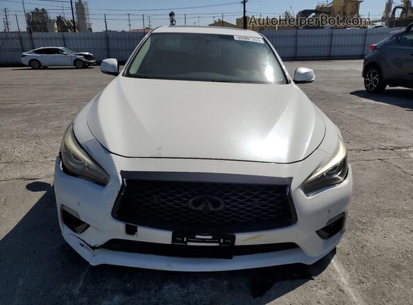 JN1EV7AP3JM352532 2018 INFINITI Q50 White Widok z przodu