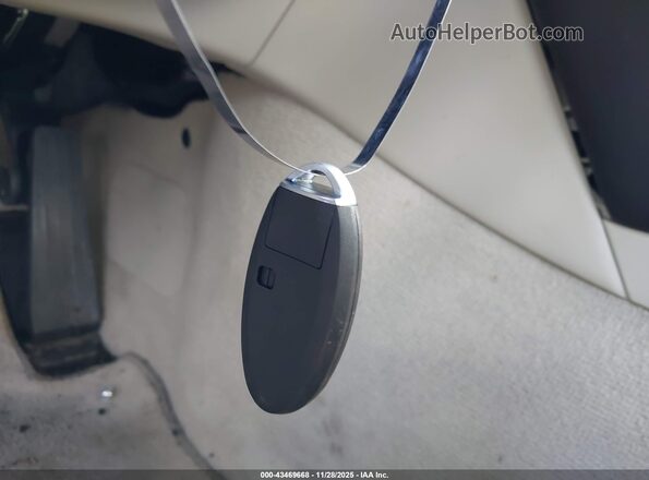 JN1EV7ARXJM435621 2018 INFINITI Q50 White Dashboard view