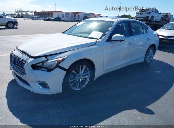 JN1EV7BP8MM701073 2021 INFINITI Q50 White Front left