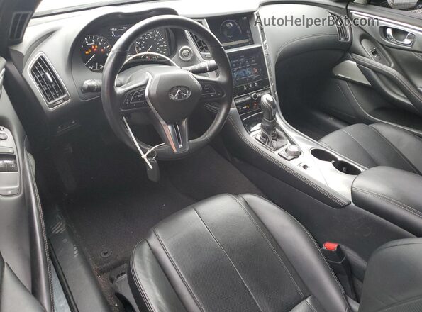 JN1EV7EL2LM380106 2020 INFINITI Q60 Silver Vista del salpicadero