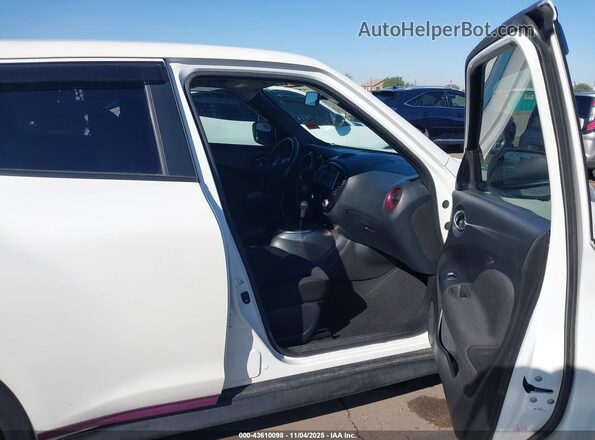 JN8AF5MR3GT603255 2016 NISSAN JUKE White წინა სალონის ხედი