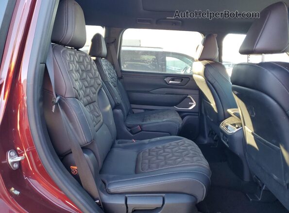 JN8AY3EB9S9102408 2025 NISSAN ARMADA Burgundy Widok wnętrza z tyłu