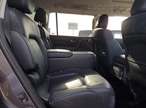JN8AZ2AE4R9328700 2024 INFINITI QX80 Gray Widok wnętrza z tyłu