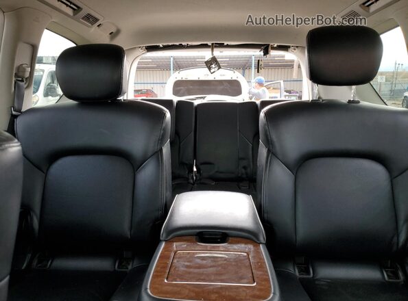 JN8AZ2NE9K9228656 2019 INFINITI QX80 Tan Հետևի նստատեղերի տեսք