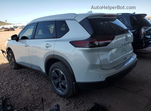 JN8BT3BAXRW362018 2024 NISSAN ROGUE White უკანა მარცხენა