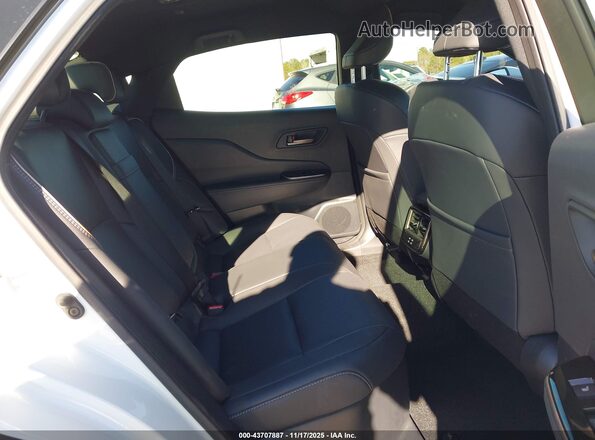 JTDAAAAF9S3031968 2025 TOYOTA LE Белый Вид наклейки с VIN-кодом