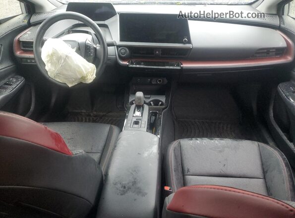JTDACACU2R3022173 2024 TOYOTA PRIUS Gray წინა პანელის ხედი